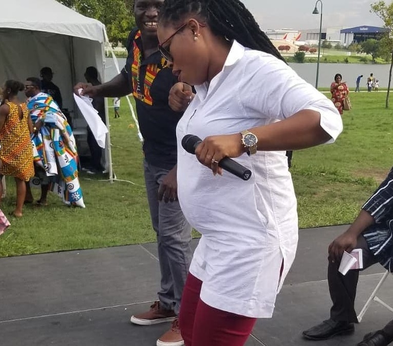Heavily pregnant Joyce Blessing performs in the US 