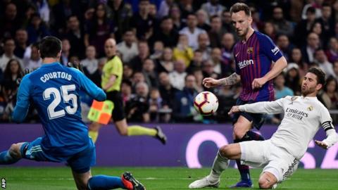 VIDEO: Rakitic goal wins El clasico for Barcelona 