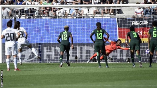 Women's World Cup: Germany beat Nigeria to reach last eight