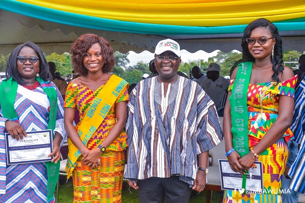 Dr Bawumia with all three ladies