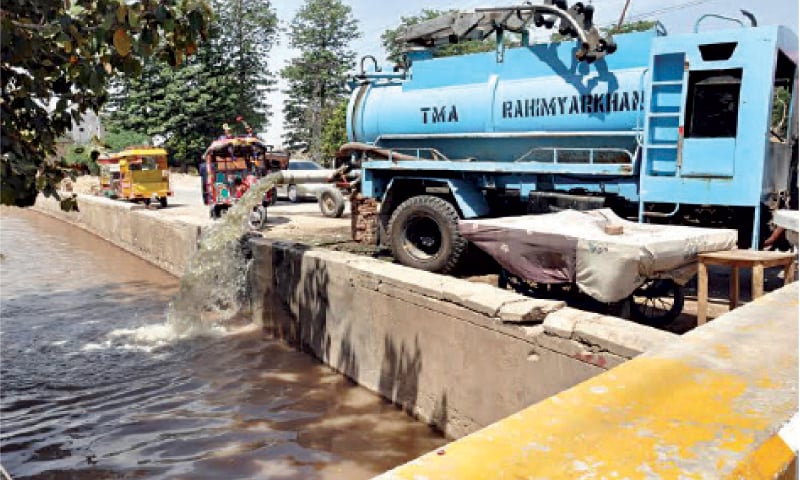 Sewage tanker driver arrested for dumping human excreta into Odaw drain