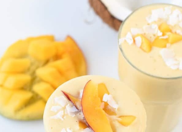 Coconut mango smoothie